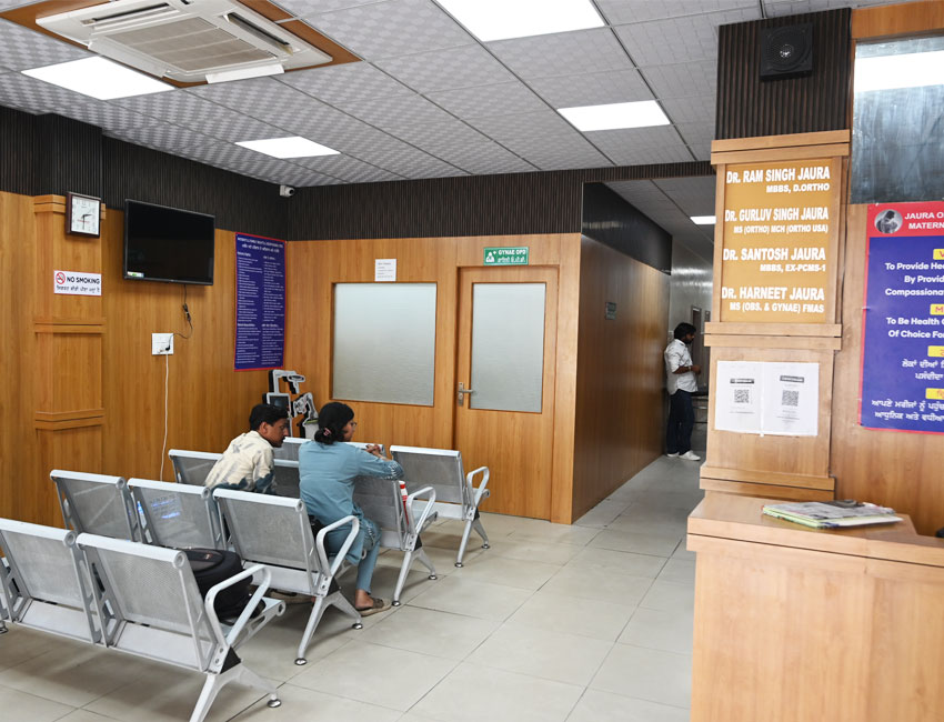 jaura hospital1